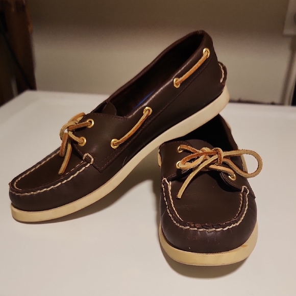 Sperry Brown Boat Shoes - Picture 8 of 13